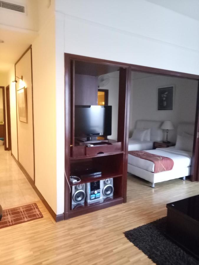 Family Apartment At Times Square 쿠알라룸푸르 외부 사진