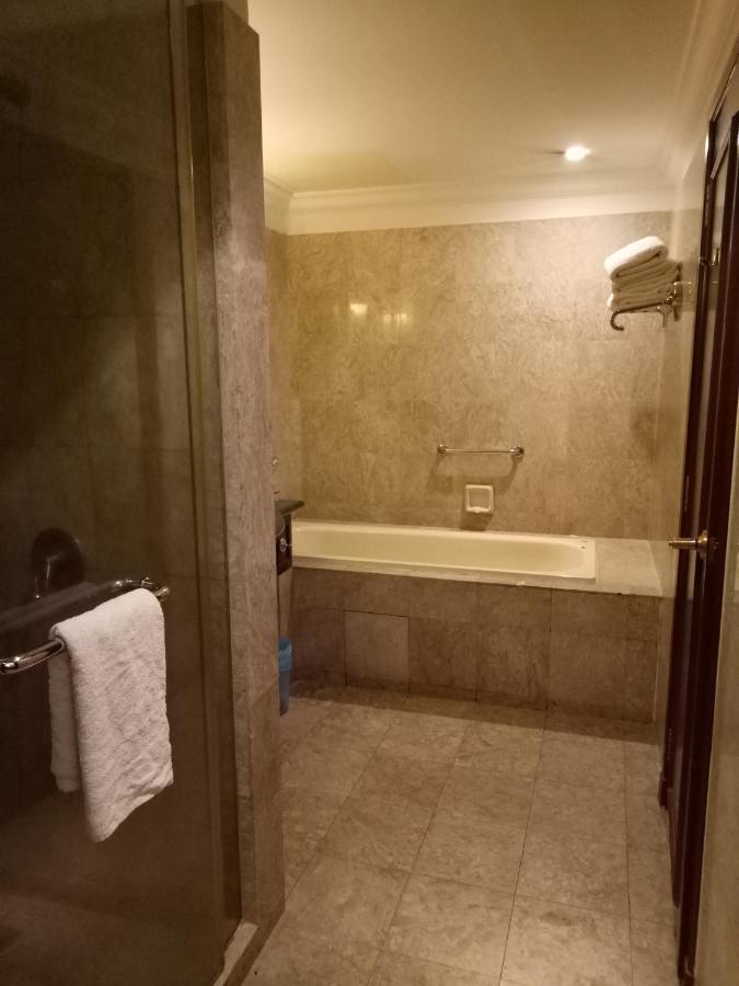 Family Apartment At Times Square 쿠알라룸푸르 외부 사진